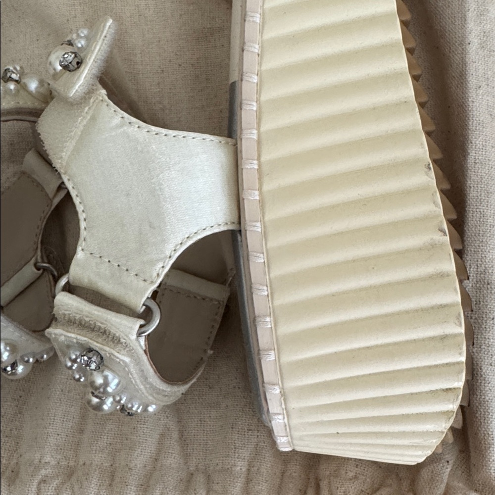 Dolce Vita Women's Debra Cream Sandals Size 7 M Good Condition - Picture 15 of 15